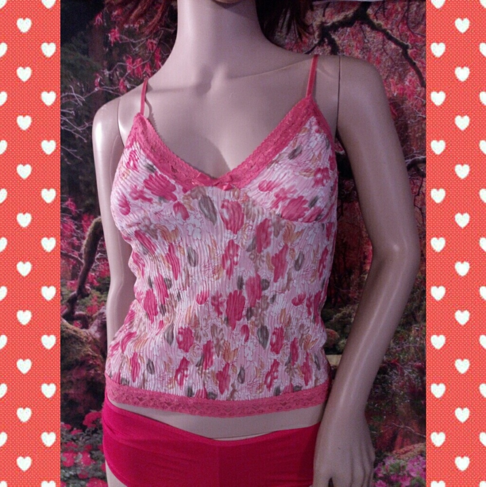 New forever21 small crinkle texture top lace trim